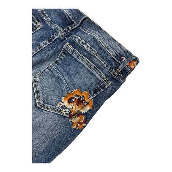 Driftwood Farrah Embroidered Flare Jeans Women's Size 27 Blue Denim Frayed Hem - Picture 12 of 15